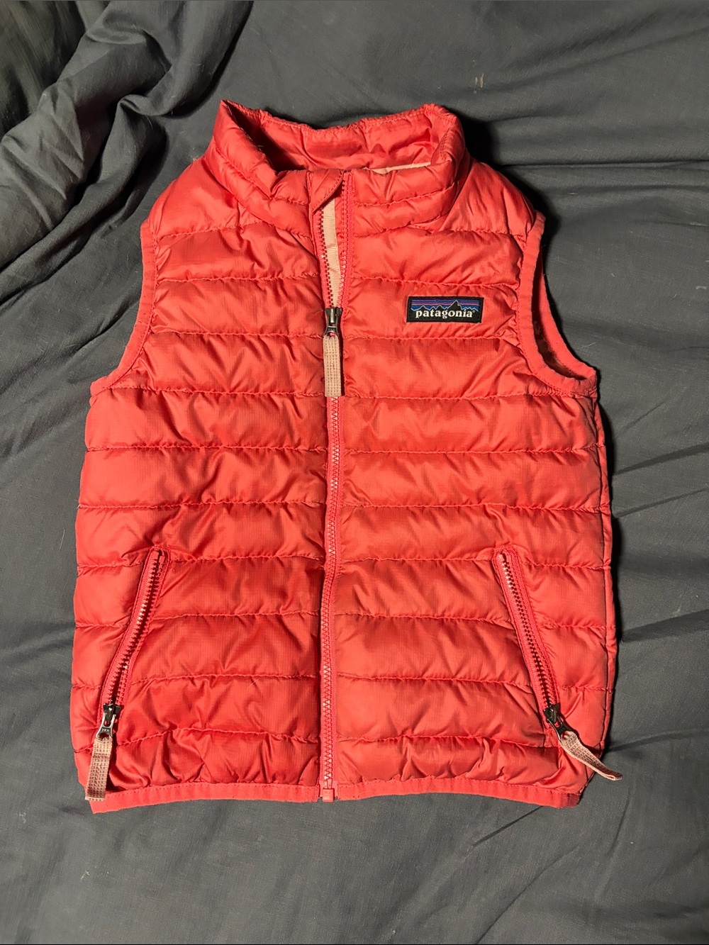 Patagonia Kids' pink Puffer Vest 3T